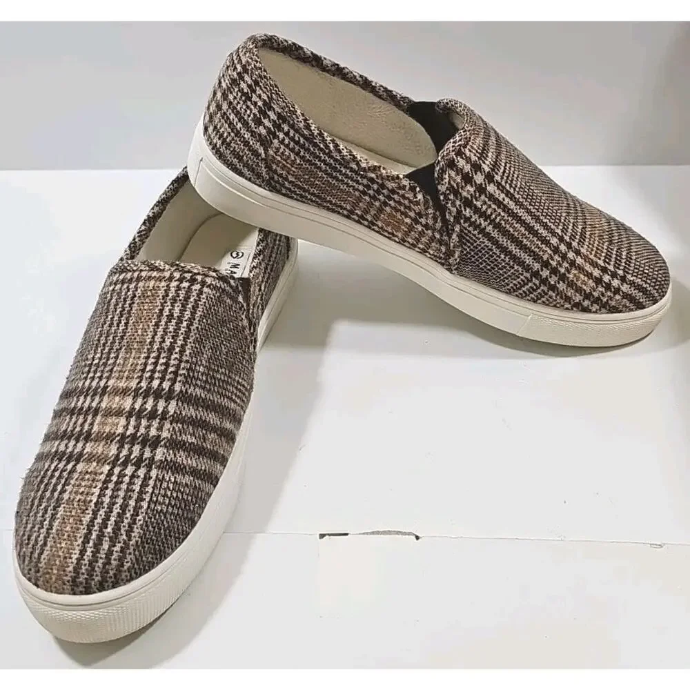 Magellan OutDoors Shoes Loafers Slip Ons Women Size 10B Brown Plaid.